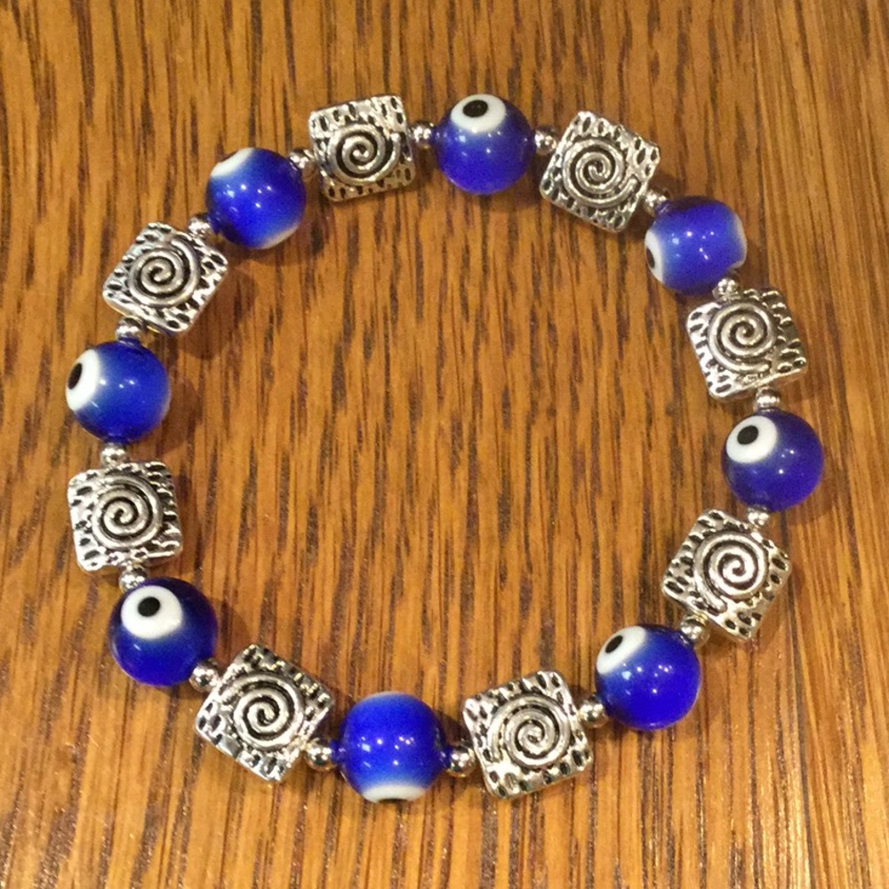 Pretty Blue Evil Eye and Pewter Beaded Bracelet.